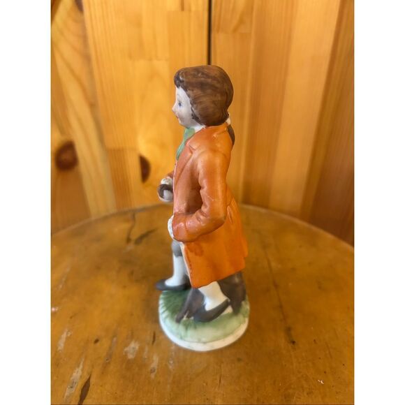 Vintage Ceramic Colonial Man Victorian Period Figurine (5551) - Picture 2 of 6